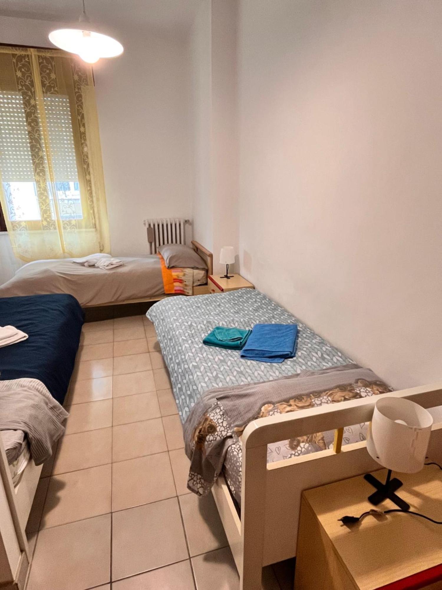 Good House- Ampio Appartamento Vicino Al Mare Rimini Buitenkant foto